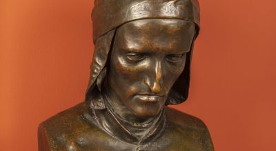 Busto di Dante Alighieri